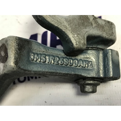 Петля двери задней правой верхняя Ford Focus 2 HB 2005-2010 5012215